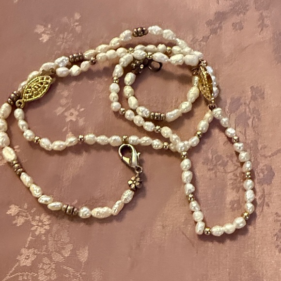 Jewelry - Three freshwater pearl bracelets